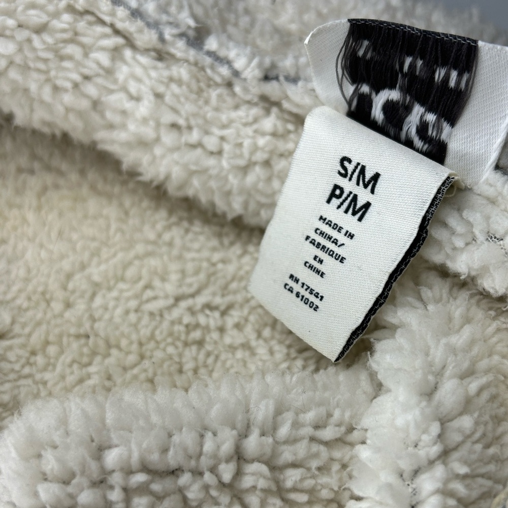UGG x Telfar Womens Gray and Ivory White Bucket Hat - Picture 9 of 12